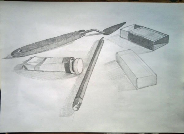 Тематический натюрморт карандашом