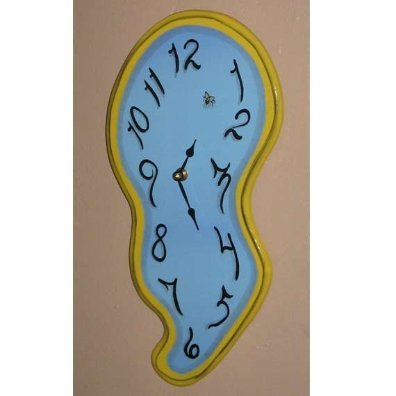 Потекшие часы