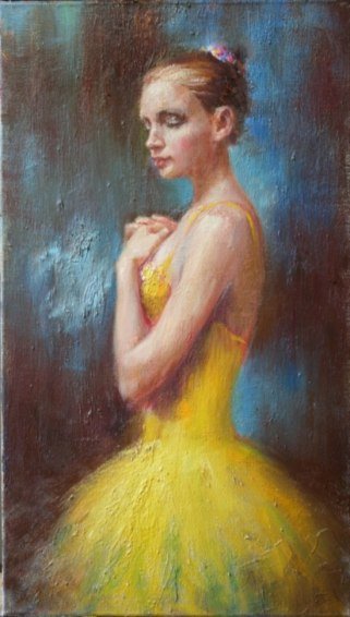 Балерина в желтом платье