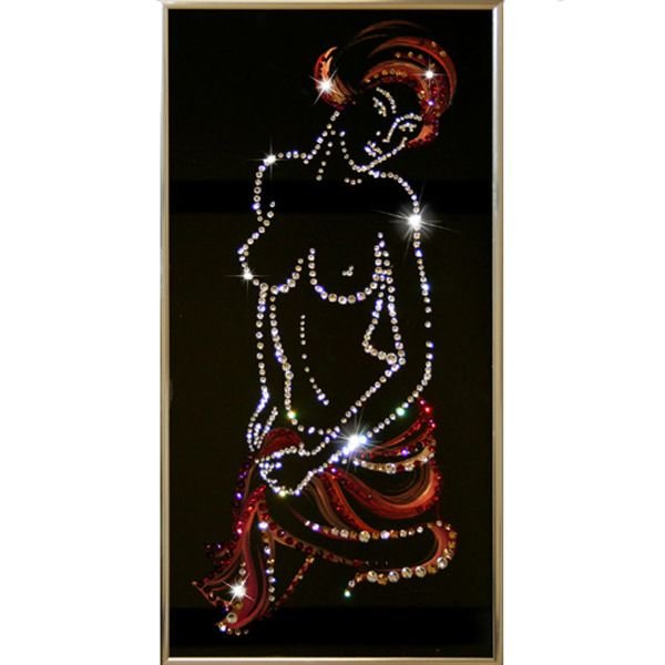 Инкрустировать стразами