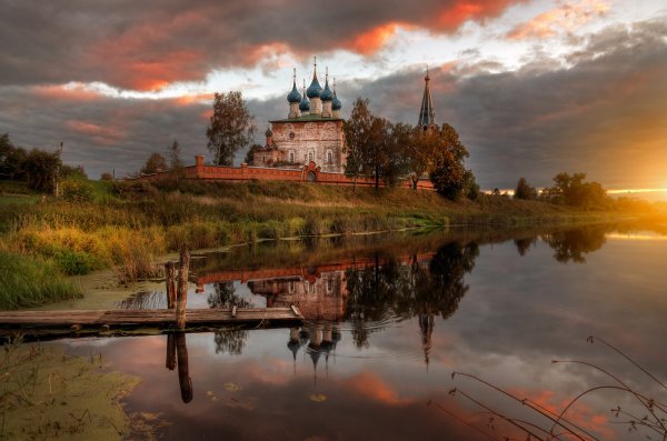 Пейзажи с православными храмами