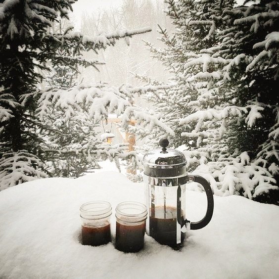 Кофе зимой на улице