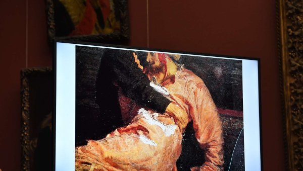 Вандальное нападение на картину Репина Иван Грозный