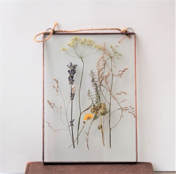 Панно с сухоцветами