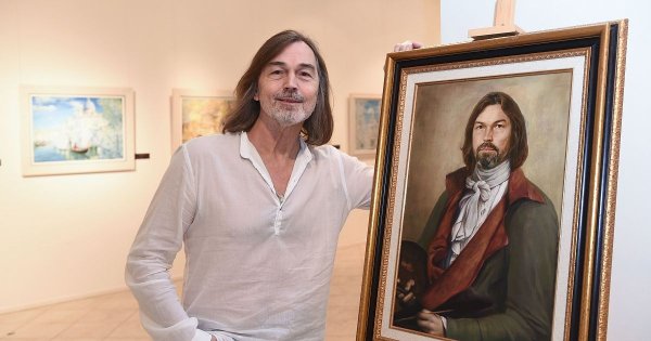 Николас Сафронов