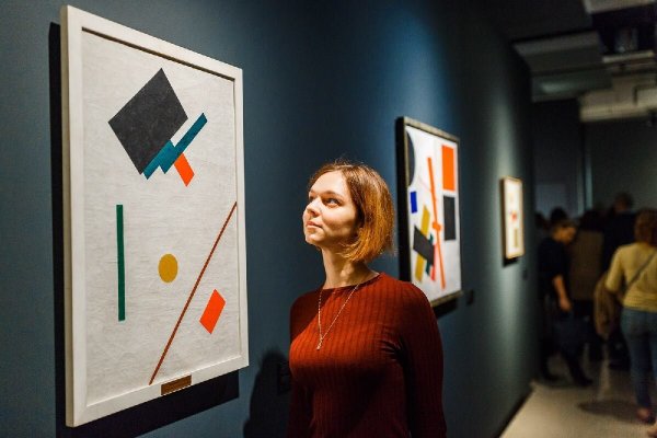 Малевич Супрематическая композиция русский музей