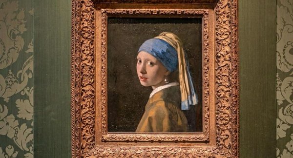Яна Вермеера "девушка с жемчужной сережкой", (1665 г.)