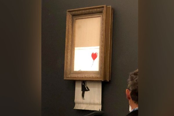 Banksy картина самоуничтожилась