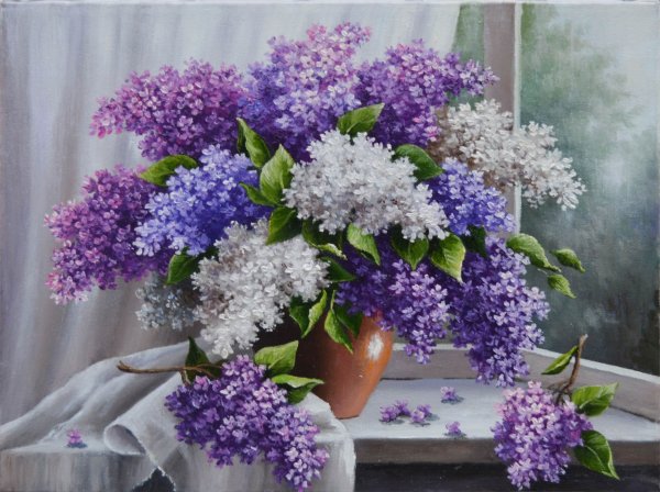 Сирень на окне