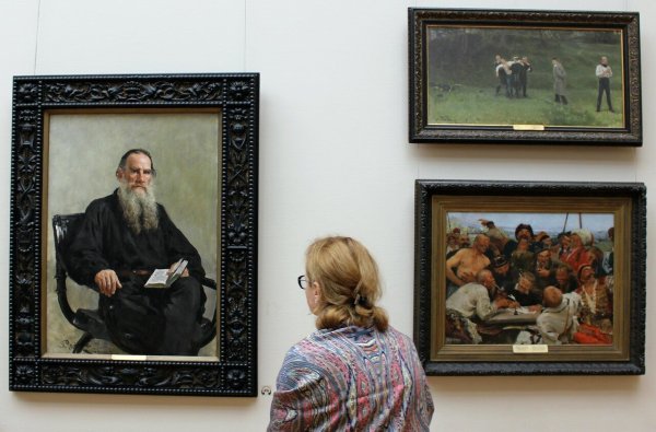 Зал Крамского в Третьяковской галерее