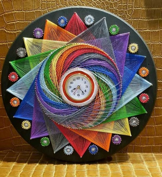 Панно из нитей