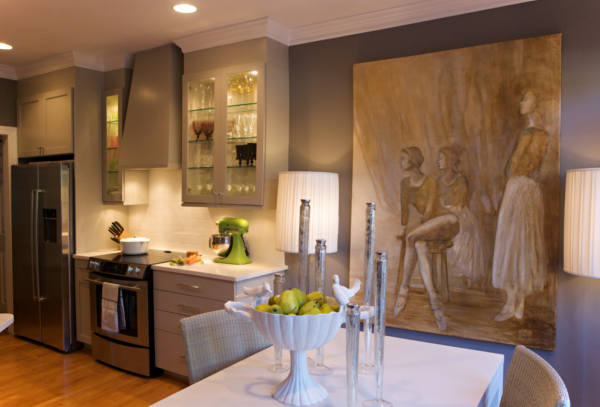 Живопись в интерьере кухни