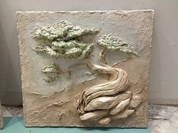 Берни Митчелл барельефы