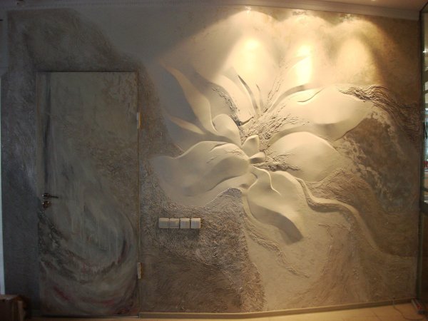 Гипсовое панно на холсте