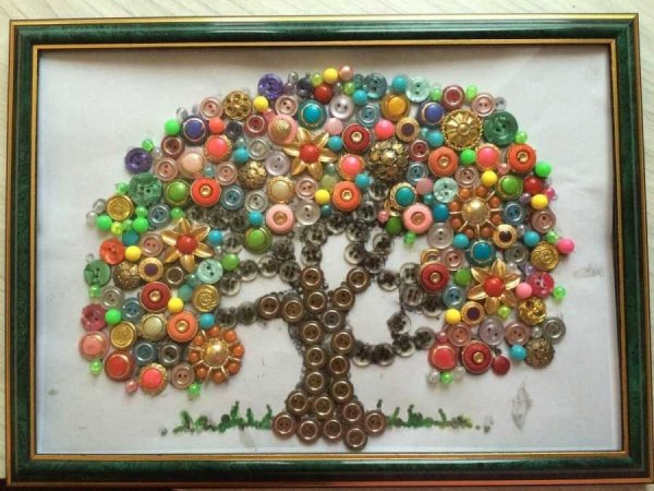 Осеннее дерево из пуговиц