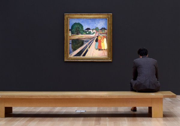 Дорогая картина на аукционе