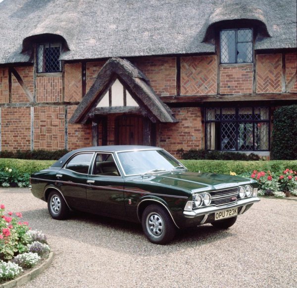 Ford Cortina GXL