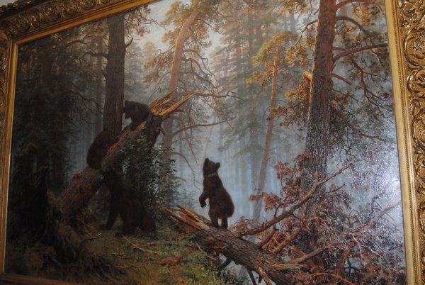 Третьяковская галерея мишки в Сосновом Бору