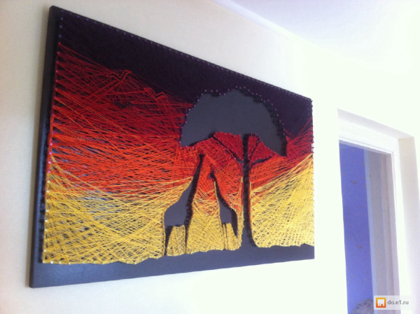 Панно из ниток и гвоздей
