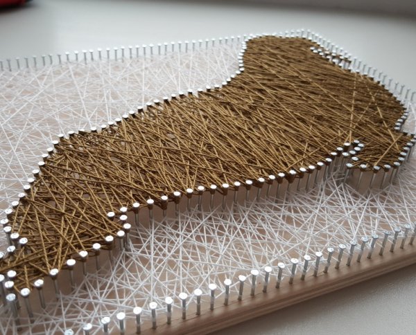 Композиция из гвоздей