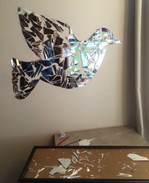 Зеркальные капли на стену