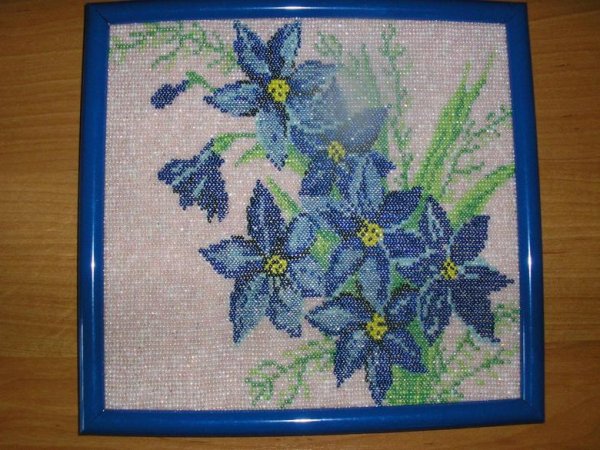 Картины из бисера цветы