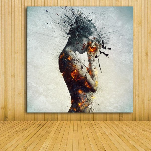 Боди арт на холсте