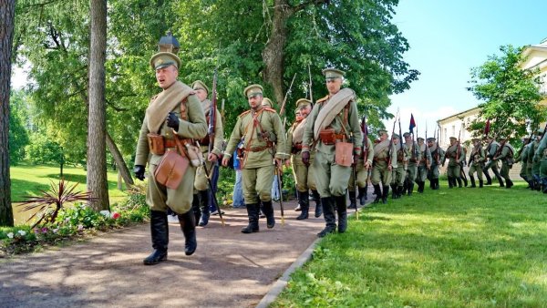 Песня Солдатушки Браво Ребяушки
