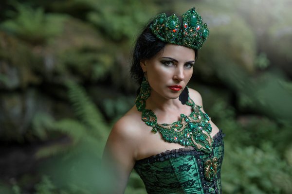 Хозяйка медной горы мультфильм 2017