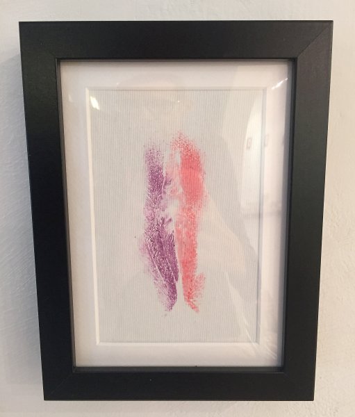 Отпечаток тела на холсте