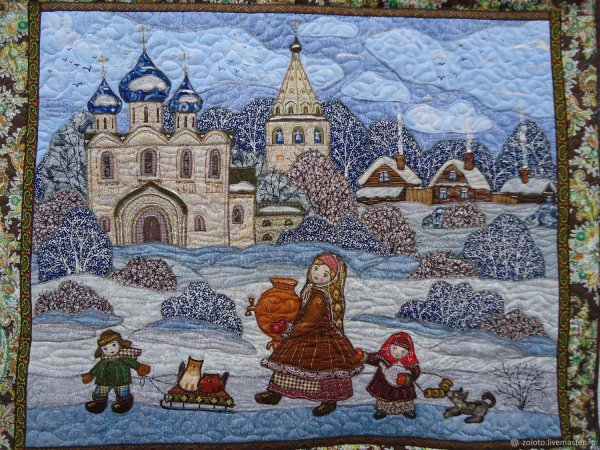 Декоративное панно из лоскутков ткани