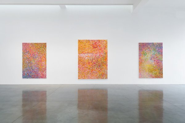 Дэмиен хёрст пятна