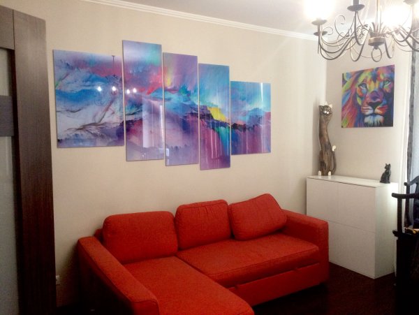 Стеклянное панно на стену