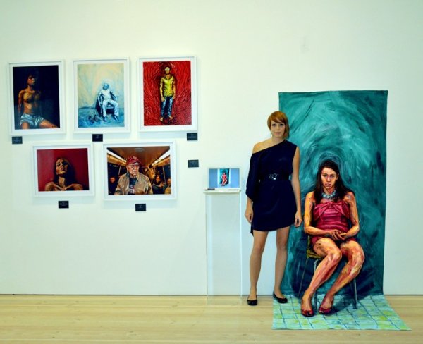 Картины вживую из людей