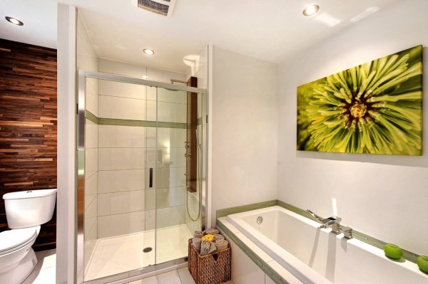 Картины в интерьере ванной