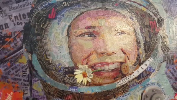 Коллаж из газет Россия