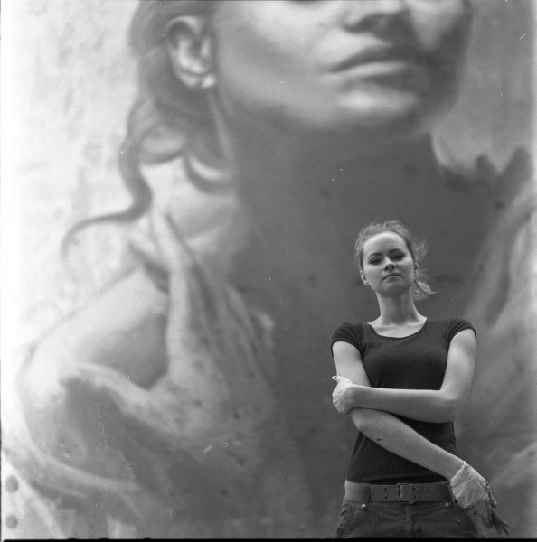 Юля Литвинова художник