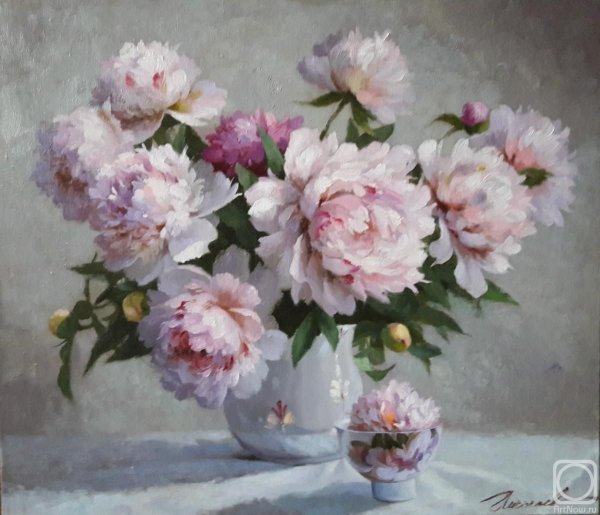 Художник Юрий Николаев пионы