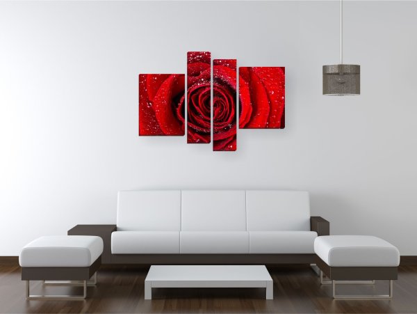 Картина на черном фоне в интерьере