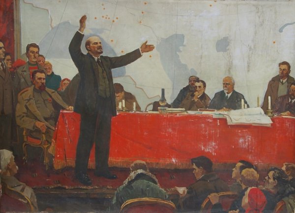 Художник Белоусов Ленин среди делегатов