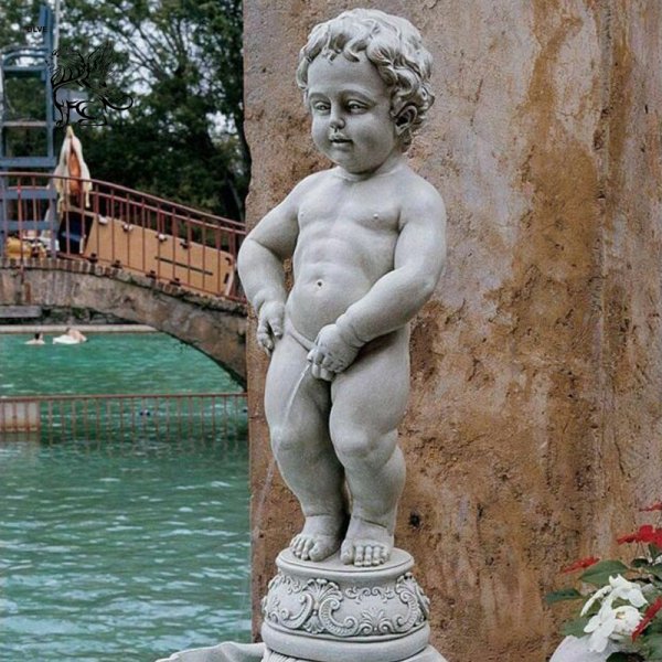 Памятник писаюшемумальчику в Брюсселе