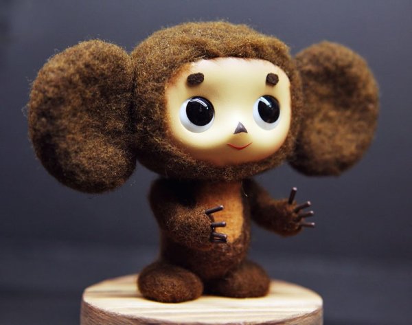 Чебурашка из мультфильма