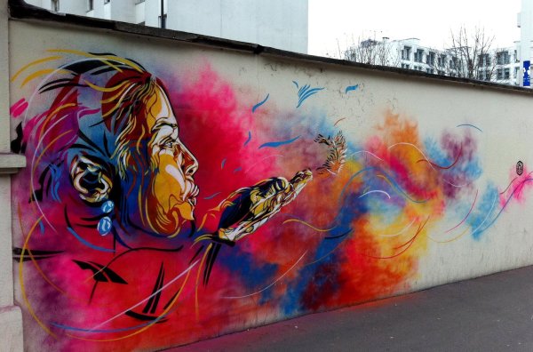 C215 стрит арты