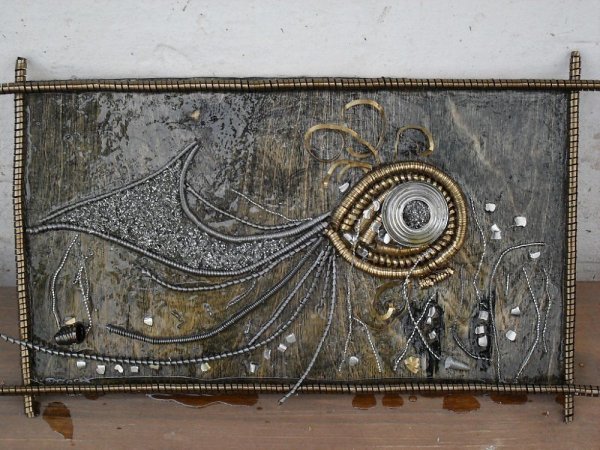 Панно из железных деталей