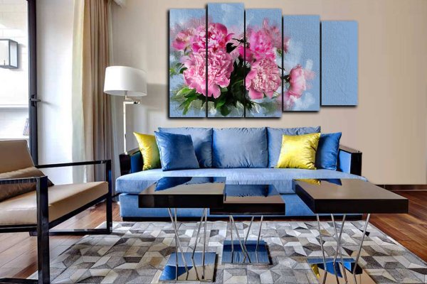 Модульные картины в интерьере гостиной