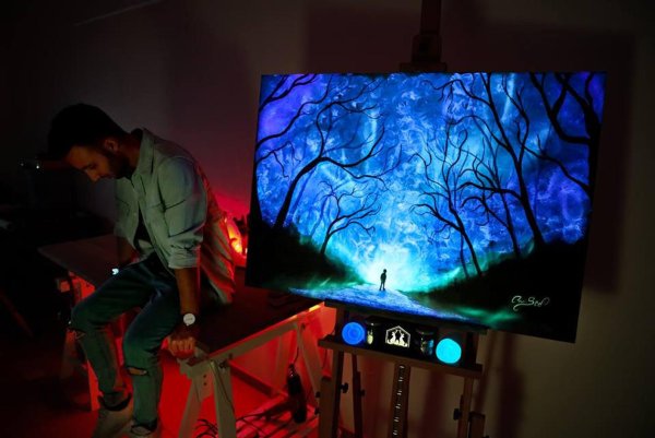 Светящиеся картины маслом