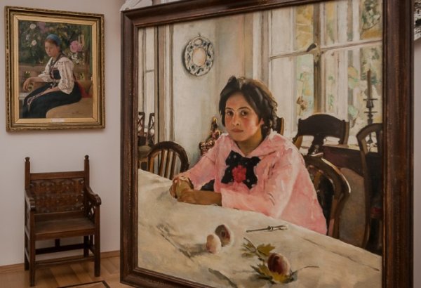 Девочка с персиками (портрет в. с. Мамонтовой). 1887