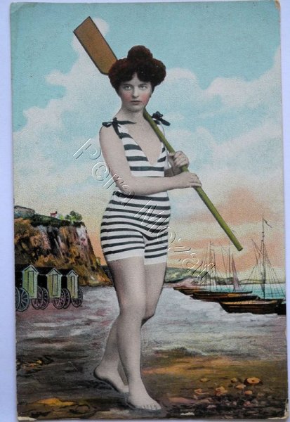 Девушка с веслом картина