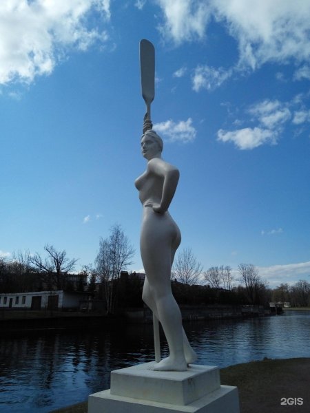 Ромуальд Иодко девушка с веслом