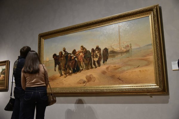 Картинная галерея в м Васнецов богатыри